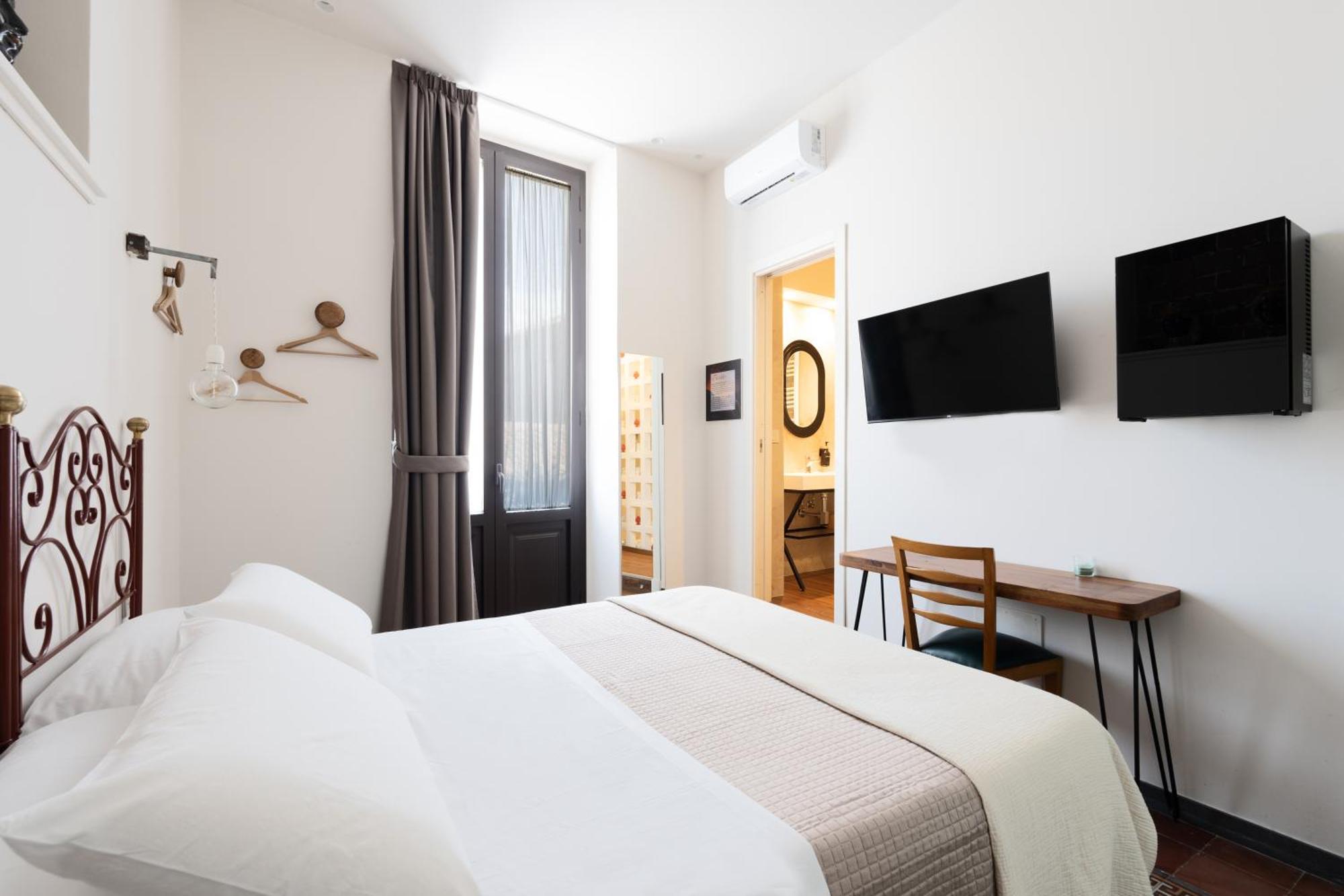 Holiday Lux Boutique Room Aeroporto di Catania Fontana Rossa Esterno foto